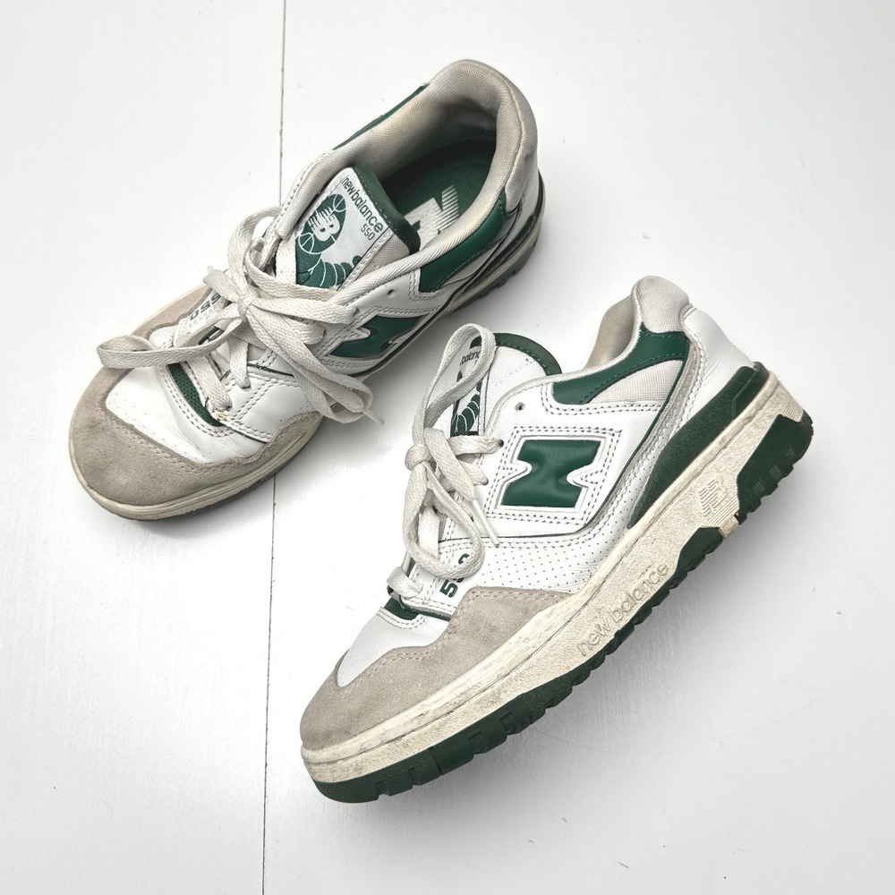 New Balance 550 White Green Leather Sneakers BB550WT1 Mens 7 Womens 8.5